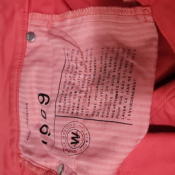 🔥 Gap 1969 Womens s 30 fire coral  Legging Jeans 5 Pocket Stretchable in EUC - Picture 9 of 9